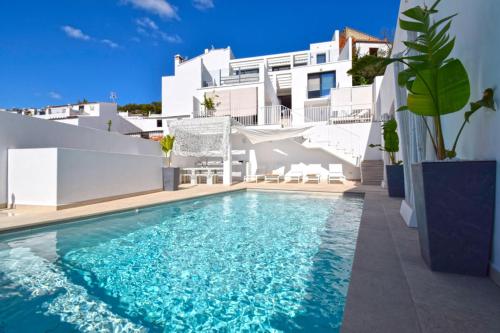 Stunning, Luxury Home in Gaucin Town, Heated pool