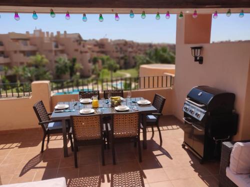Stunning Penthouse Apartment With Sunny Terrace & Pool View On The Prestigious Mar Menor Golf Resort Esp8021