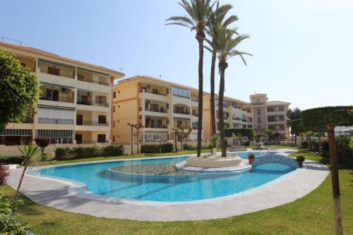 Sunny Studio 400 Metres from La Mata beach