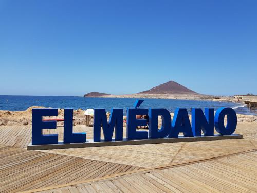 The Medano Pika apartment, center and beach.