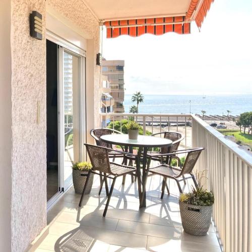 Top floor apartment with two balconies