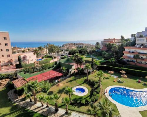 Torrequebrada seaview 2 bedrooms, terrace and pool