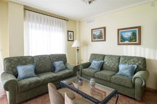 Torrevieja spacious 3 bedroom apartment 2 bathrooms Ulpiano