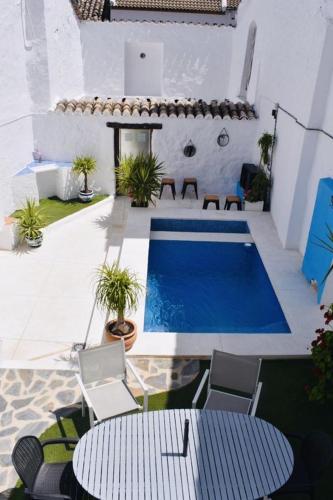 Traditional Village House with Private Pool in Villanueva de San Juan