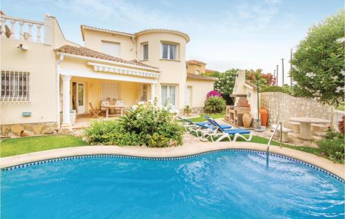 Two-Bedroom Holiday Home in Oliva