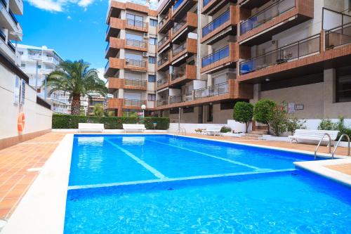 Uhc Casalmar Apartments