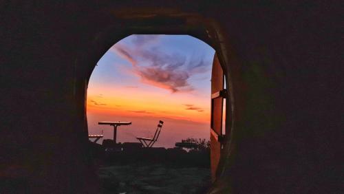 Unique stargazing escape with ocean view