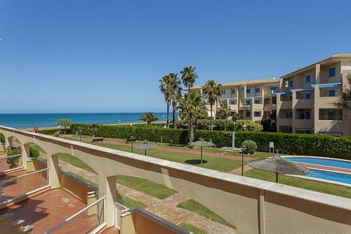 urbanización Catamaran