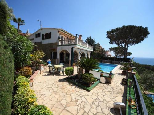 Villa - 3 Bedrooms with Pool and Sea views young people group not allowed - 08023