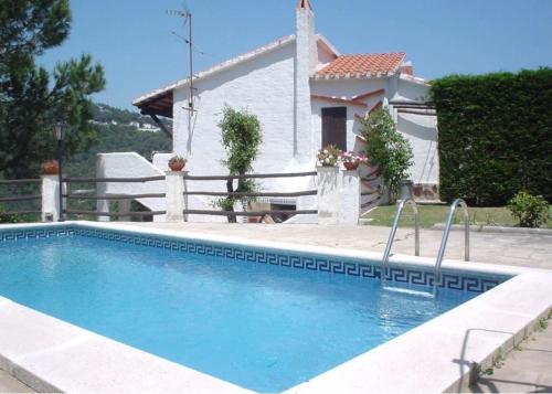 Villa - 3 Bedrooms with Pool, WiFi and Sea views young people group not allowed - 04820