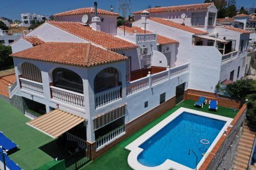 Villa Ana Spainsunrentals 1001