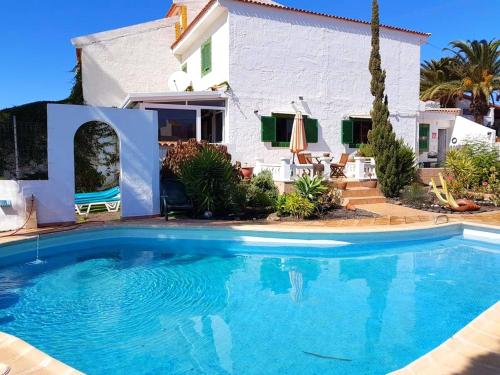 3 bedrooms villa with sea view private pool and enclosed garden at Oroteanda Baja