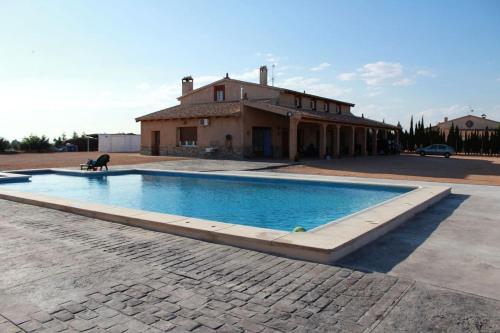 4 bedrooms appartement with shared pool furnished terrace and wifi at Villarrobledo
