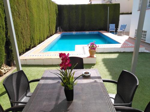 4 bedrooms chalet with private pool furnished terrace and wifi at Cullar Vega