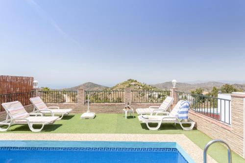 2 bedrooms villa with sea view private pool and enclosed garden at Competa