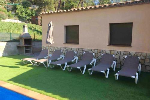 4 bedrooms villa with private pool furnished terrace and wifi at Calonge