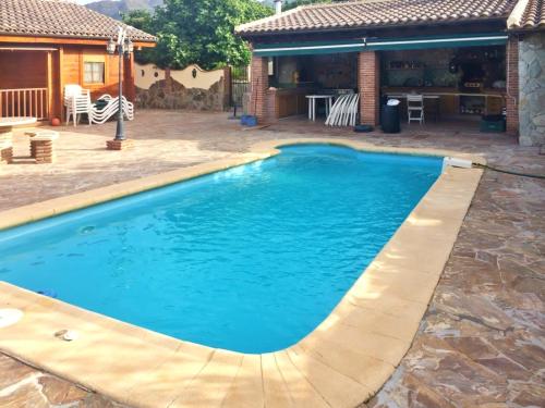 3 bedrooms villa with private pool jacuzzi and enclosed garden at Coin