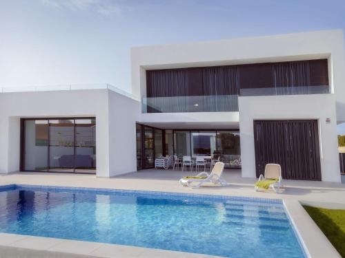 Luxurious Villa in Calpe with Private Swimming Pool