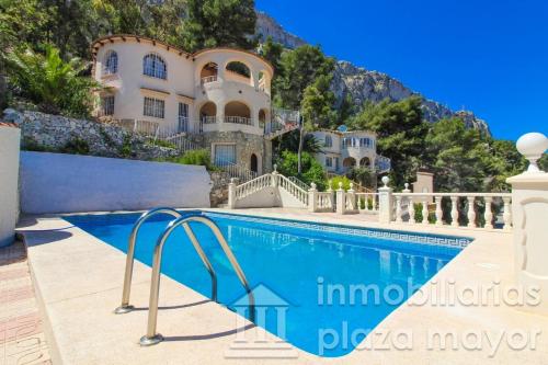 Villa con piscina privada Maryvilla 4508