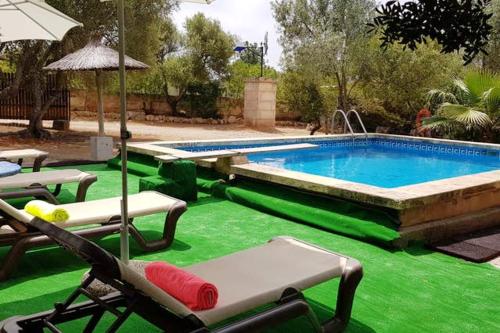 2 bedrooms house with private pool enclosed garden and wifi at Campos