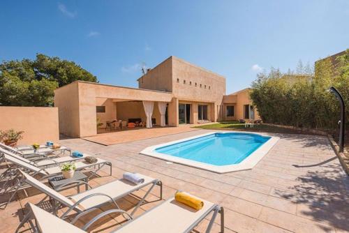 Villa Dragonera - 3br With Private Pool Ac Close To Cala Millor And Cala Bona