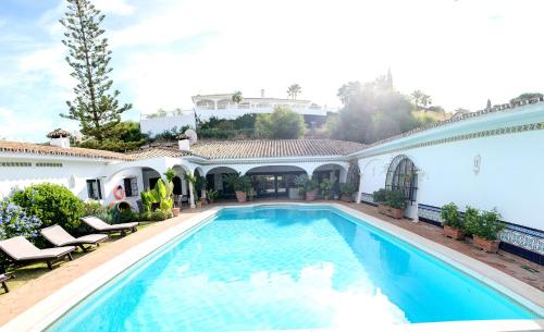 Casa Michael - El Paraiso, Marbella