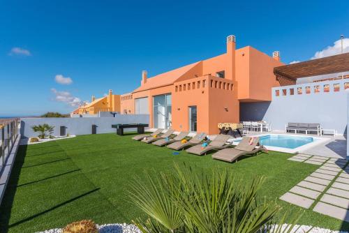 Elena Y Mario Ocean View, Heated Pool, Fast Fiber