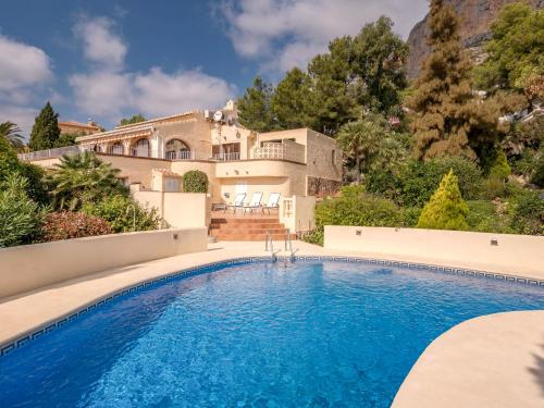 Villa with unique location, private swimming pool, terraces, views of Javea