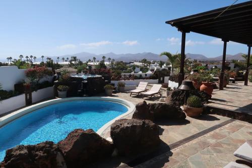 Finca Paraíso - Finest Villa with incredible views over Puerto del Carmen