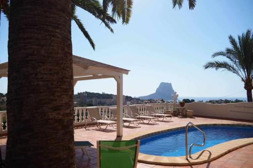 Villa independiente con piscina privada vistas al mar parking barbacoa