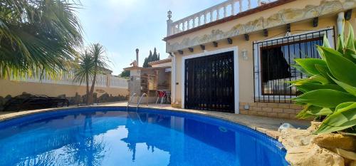 Villa Las Adelfas (escapada ideal en Costa Blanca)