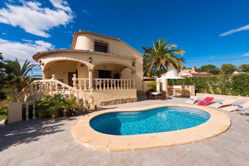 Villa Llobell - Plusholidays