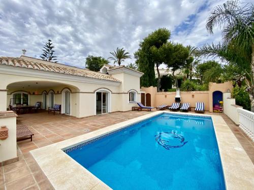 Villa Medina de Torrenueva - Amazing Sea View Vill