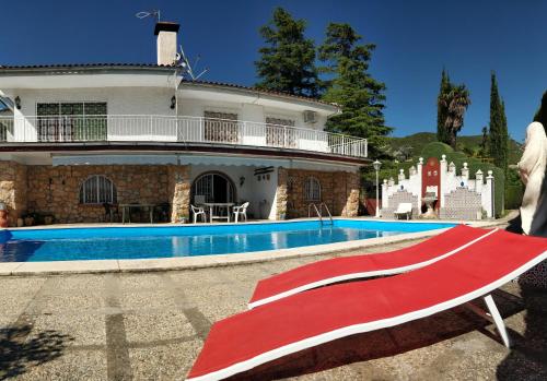 Villa Nautilus: Casa familiar rural con piscina y increíbles vistas