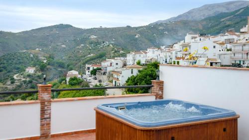 2 bedrooms villa with sea view shared pool and jacuzzi at Canillas de Albaida
