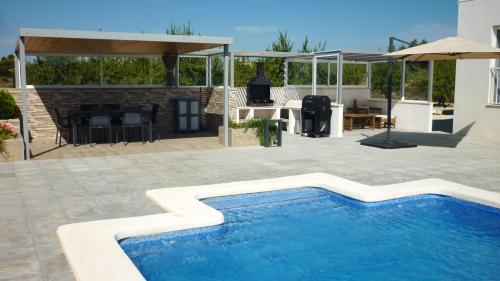 3 bedrooms villa with shared pool enclosed garden and wifi at Abanilla