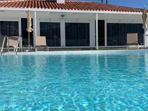 Nueva!!! Villa playa del inglés piscina privada climatizada