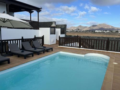 Villa Vista Reina - Luxury 6 Bedroom Villa - Vista Lobos - Playa Blanca