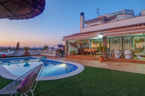 Villa Talaya by Hello Homes Sitges