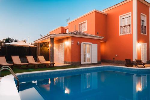 Villa Chloe Costa Adeje Tenerifesummervillas