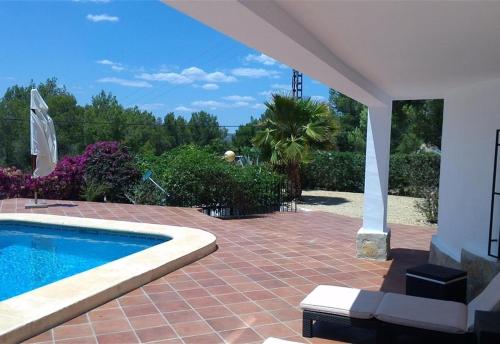 Villa up to 8 sleeps 4 bedrms 2