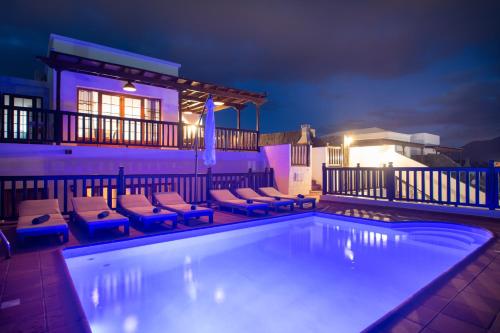 Villa Vista Rey - 6 Bedroom -Vista Lobos - Playa Blanca