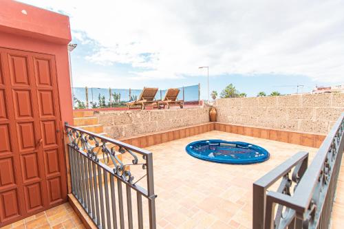 Villa with jacuzzi in Costa Adeje