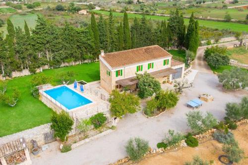 Country house for relaxation, Special Prices Hire Car for Guests