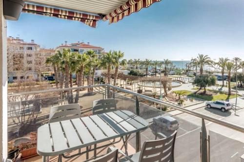 VistaMar beautiful apartment with amazing sea view Pineda de Mar