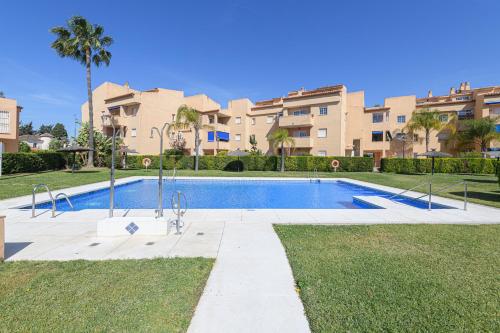 WintowinRentals Marbella Beach, Pool & Free Parking