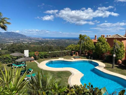 Woning met zeezicht en zwembad - El Soto de Marbella