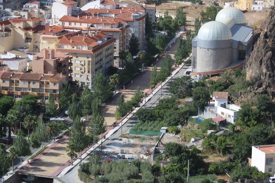 Boulevard- Paseo Reino De Granada