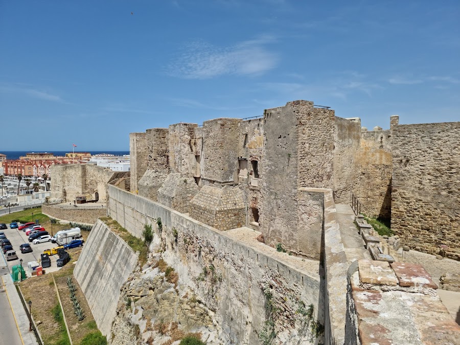 Castillo De Guzmán El Bueno