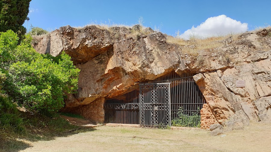 Centro De Interpretación De La Cueva De Maltravieso